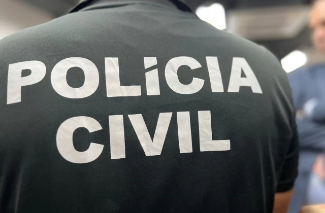 Mulher atinge cliente com garrafa de vidro durante confusão em mercado de Simões Filho