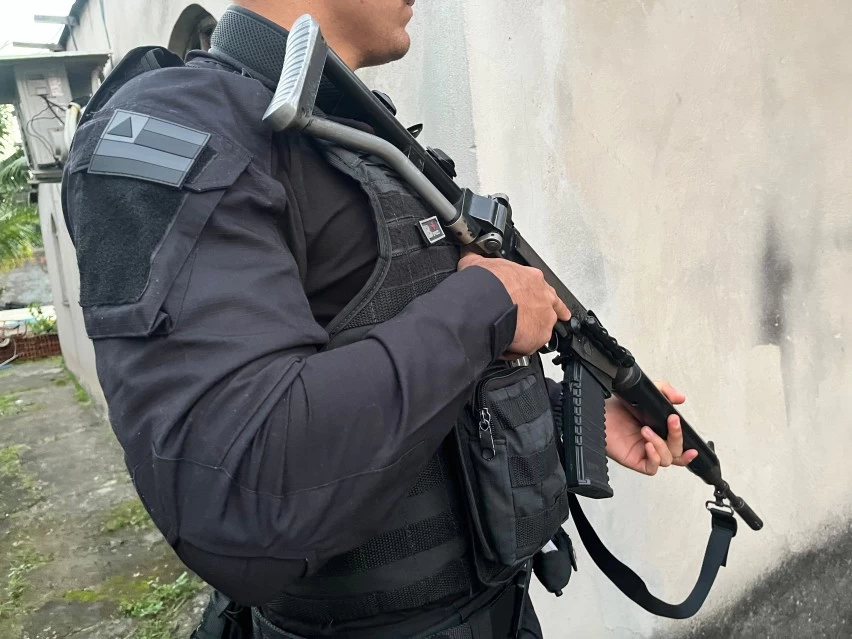 NA CADEIA! Condenado por estupro é preso enquanto andava de bicicleta em Cruz das Almas