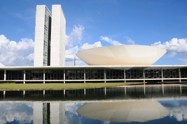 Câmara rejeita criação de novo regime para socorrer ou liquidar bancos