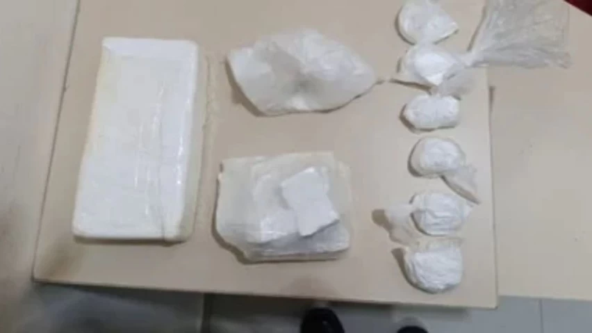 Casal é preso com quase 2 kg de cocaína após tentativa de fuga em Vitória da Conquista