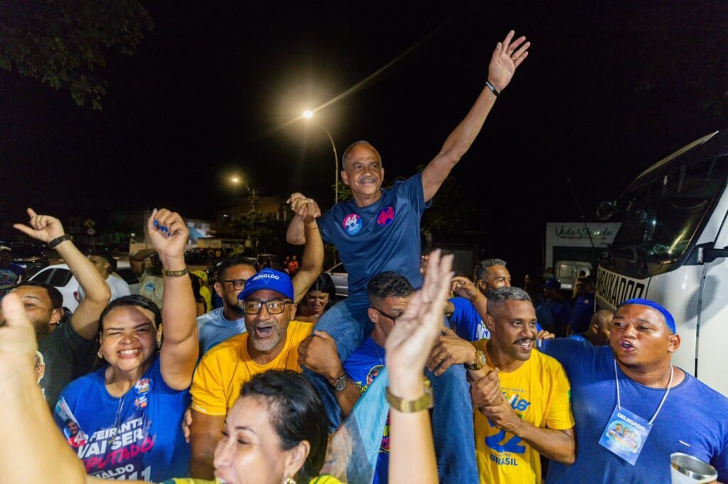 Elinaldo é eleito deputado estadual com mais de 101 mil votos -