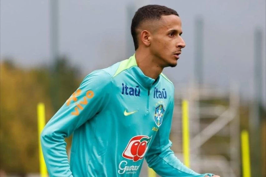 Luciano Juba entra na pré-lista de Ancelotti para amistosos da Seleção Brasileira